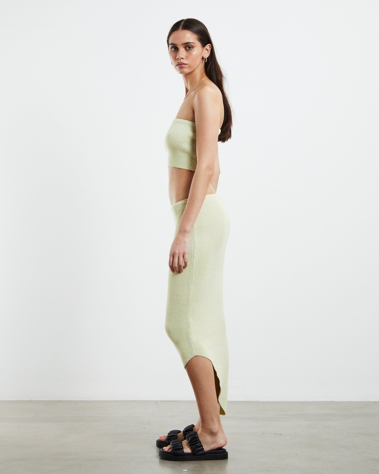 Premium Davia Knit Crop Top in Stunning Pear Green