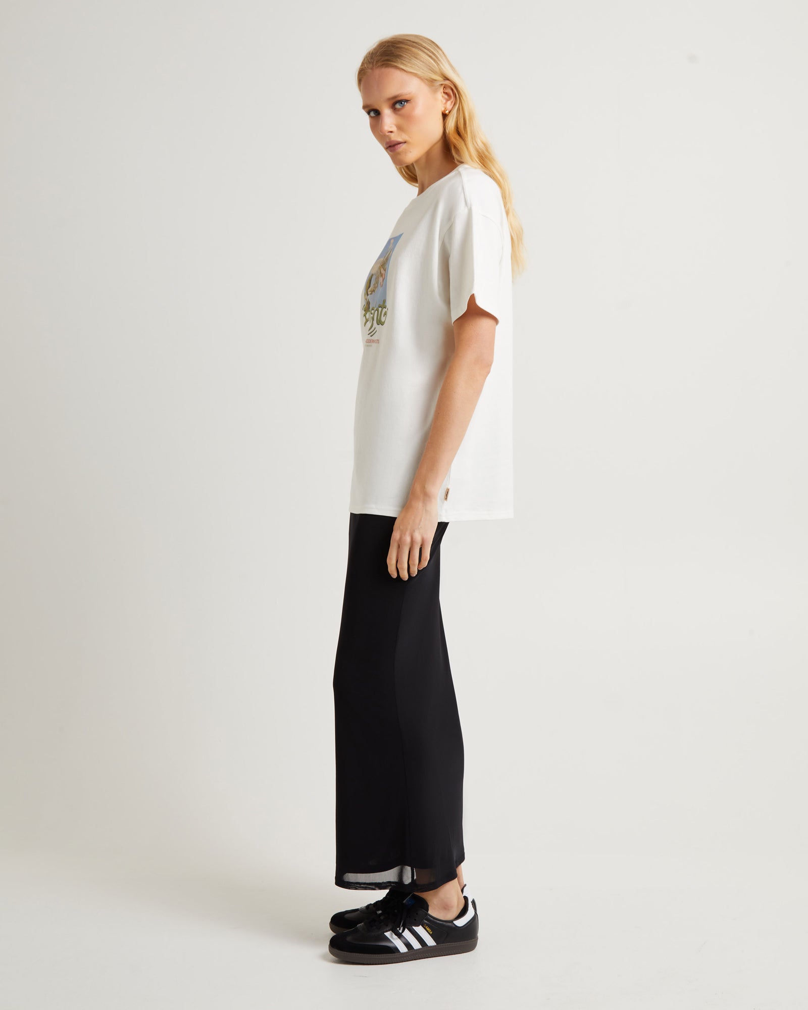 Premium Still Life Boyfriend Tee