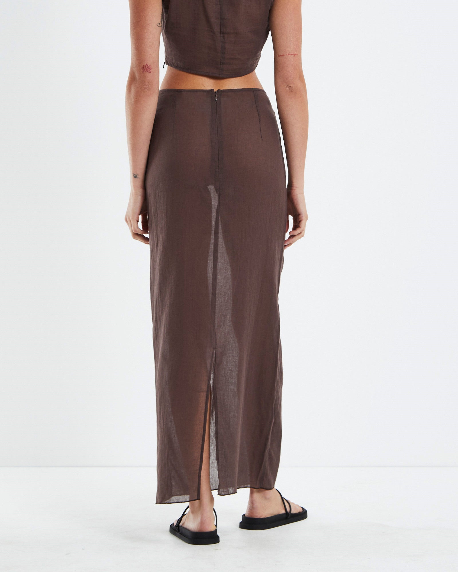 Premium Solana Gather Front Midi Skirt in Brown