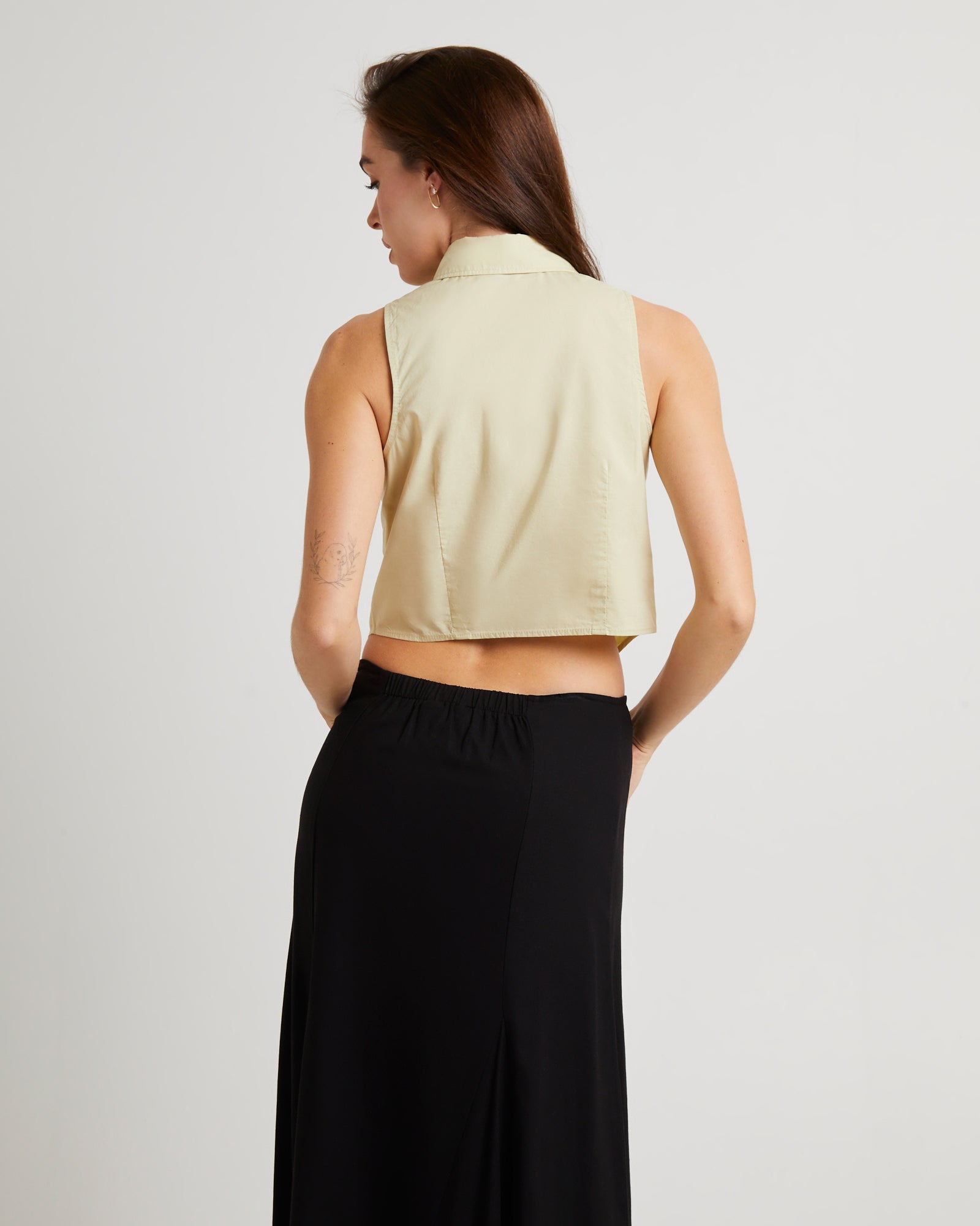 Premium Cotton Poplin Sleeveless Shirt