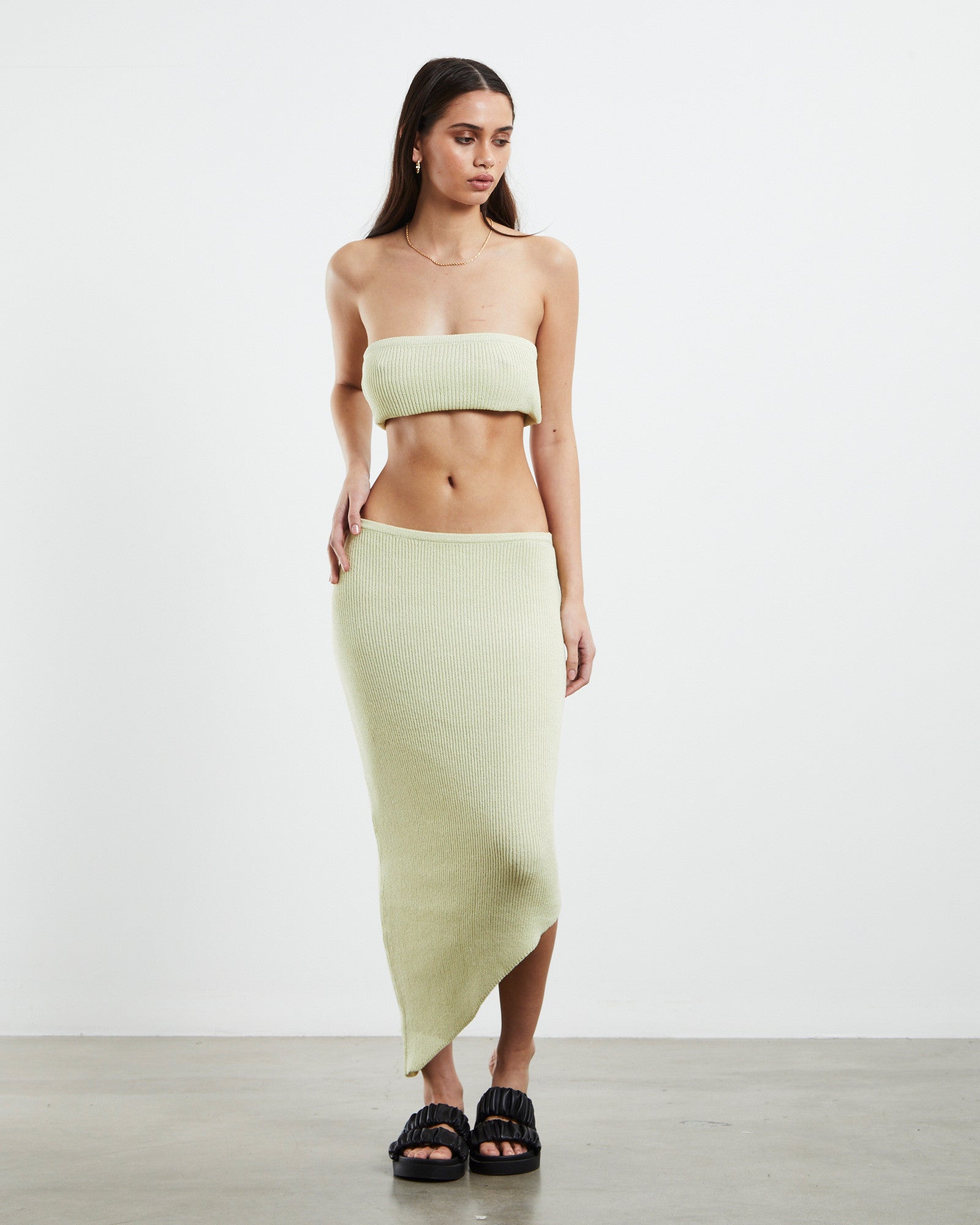 Premium Davia Knit Crop Top in Stunning Pear Green