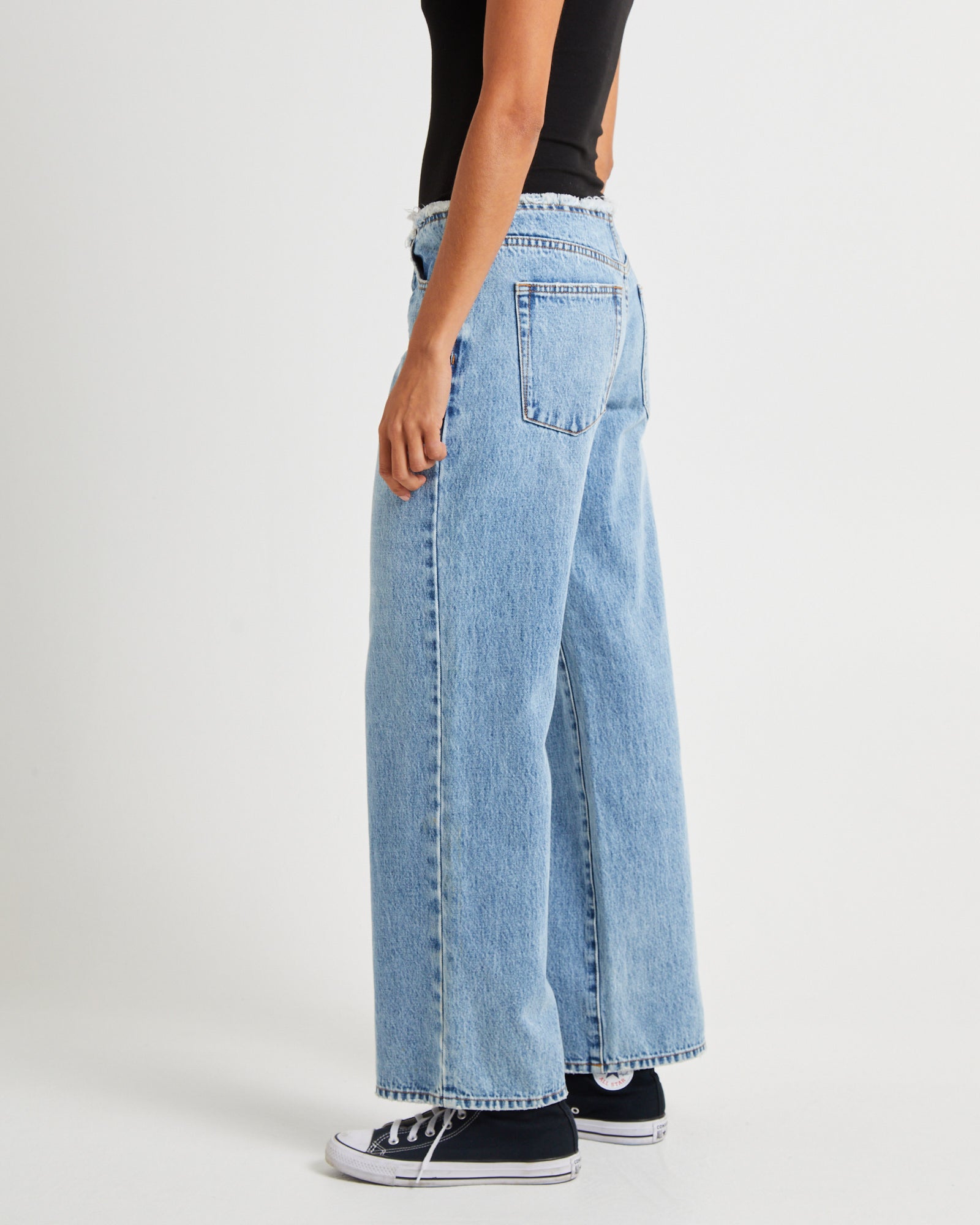 Premium Hollywood Low Riders 90s-Inspired Wide Leg Denim Jeans